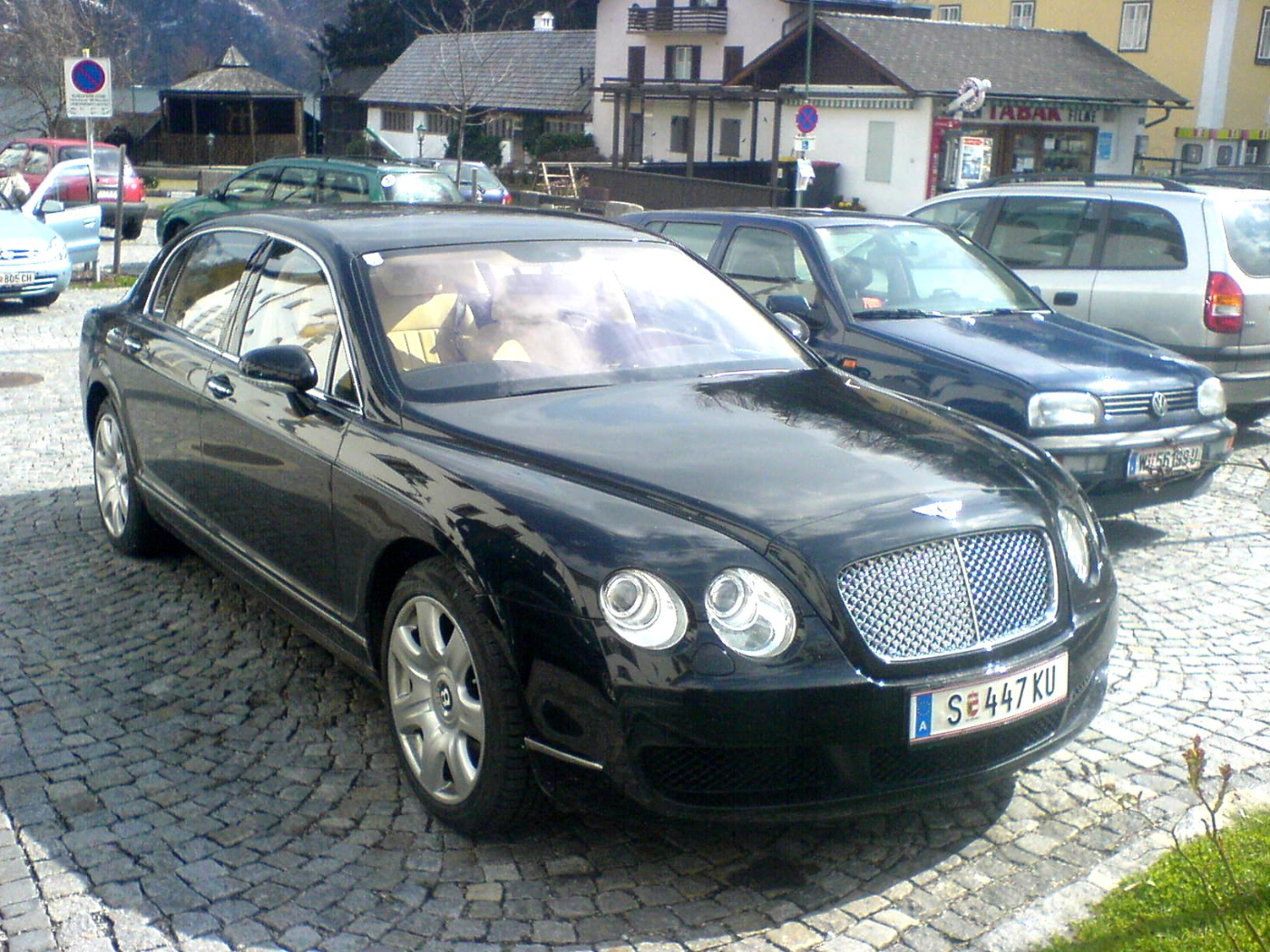 JAY-Z - Flying spur - What Celebrities Have Bentley Cars?